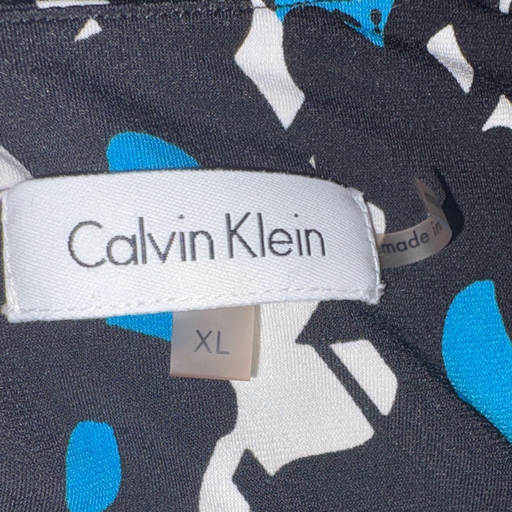 CALVIN KLEIN - Picture 2 of 8